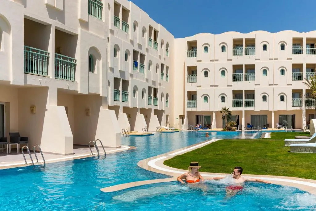 Deluxe Double Room with Side Sea View